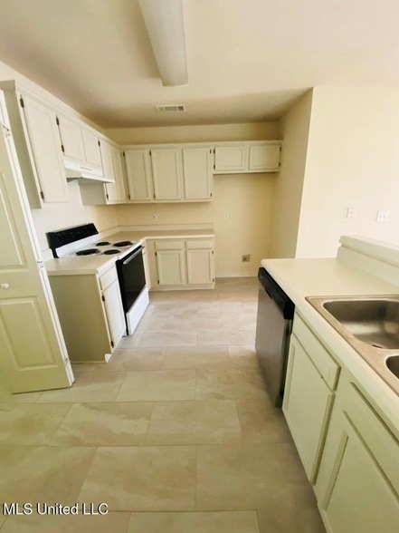 Photo - 473 Mockingbird Cir House