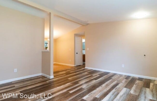 Building Photo - 4 br, 2 bath House - 20127 12th Place S