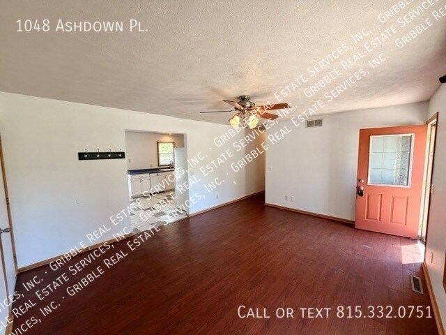 Foto del edificio - 1048 Ashdown Pl