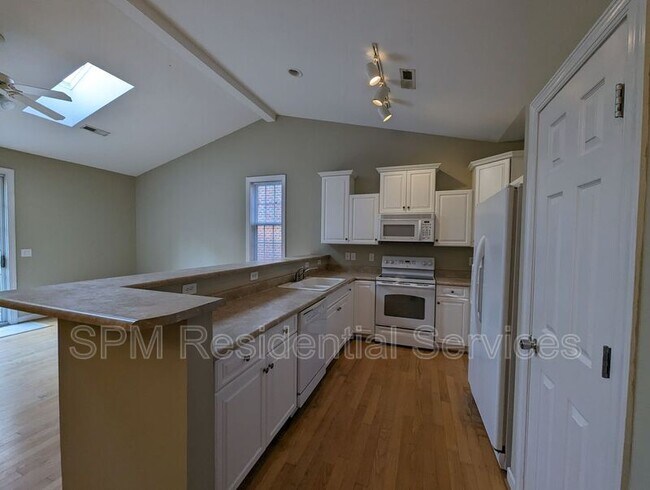Building Photo - 5334 Christian Dr