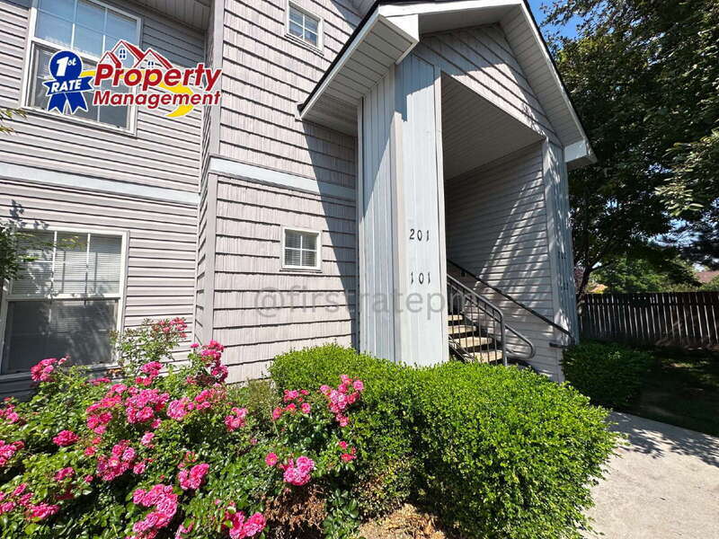 Primary Photo - 11884 Cloverbrook Ln