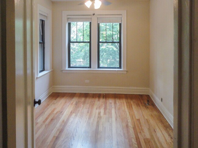 Foto del edificio - 2175 W Giddings St