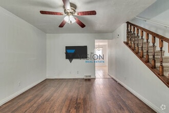 Building Photo - 131 E 500 S