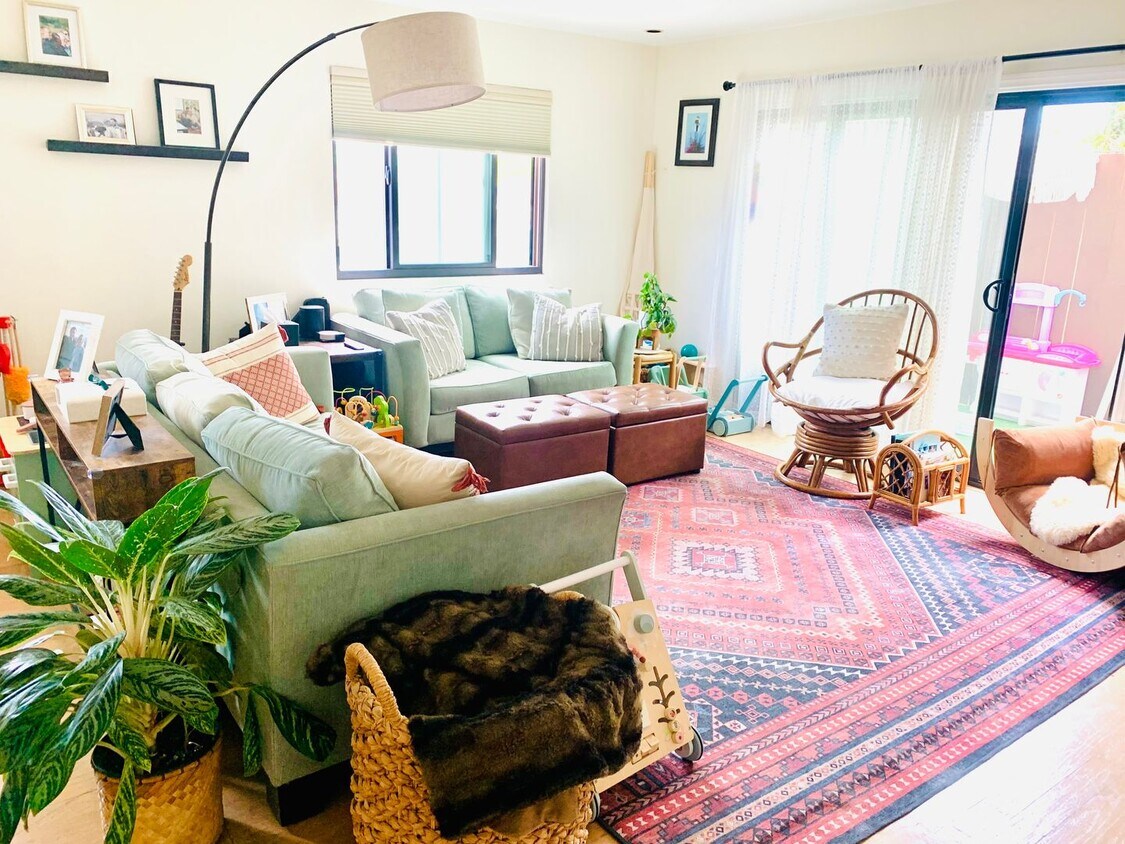 Foto principal - BEAUTIFUL 2BD/2.5BA Condo Available in Nor...