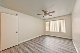 Building Photo - 3058 Tarpon