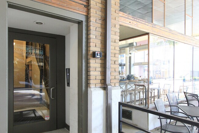 Foto del edificio - 505 Union Ave