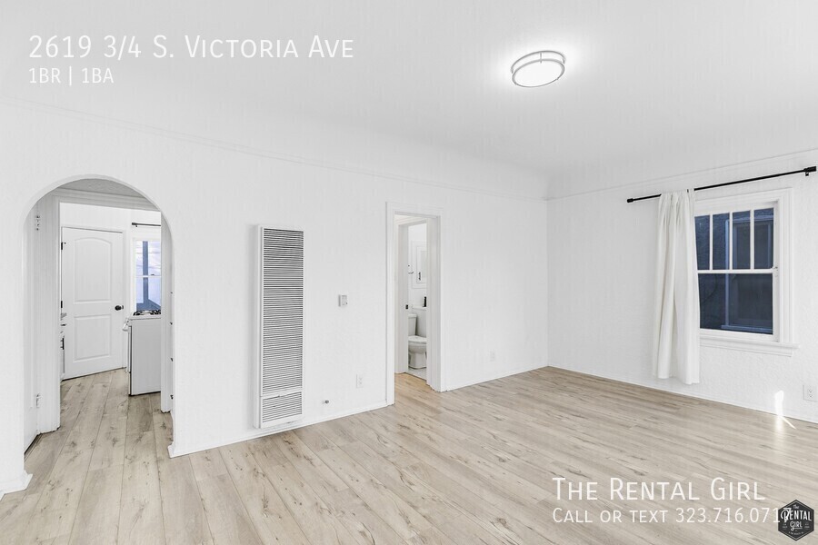 Primary Photo - Charming 1BR/1BA Upper Unit Retreat—Move-I...