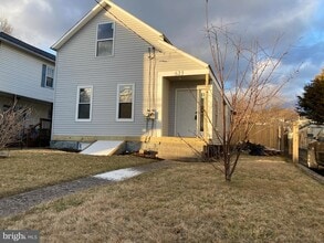 Building Photo - 623 Columbia Ave