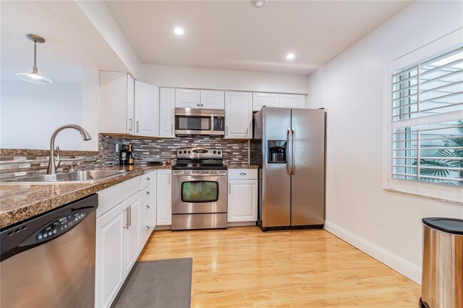 Foto del edificio - 2523 W Tennessee Ave