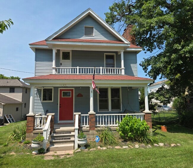 Foto del edificio - 1125 S Long Lake Blvd