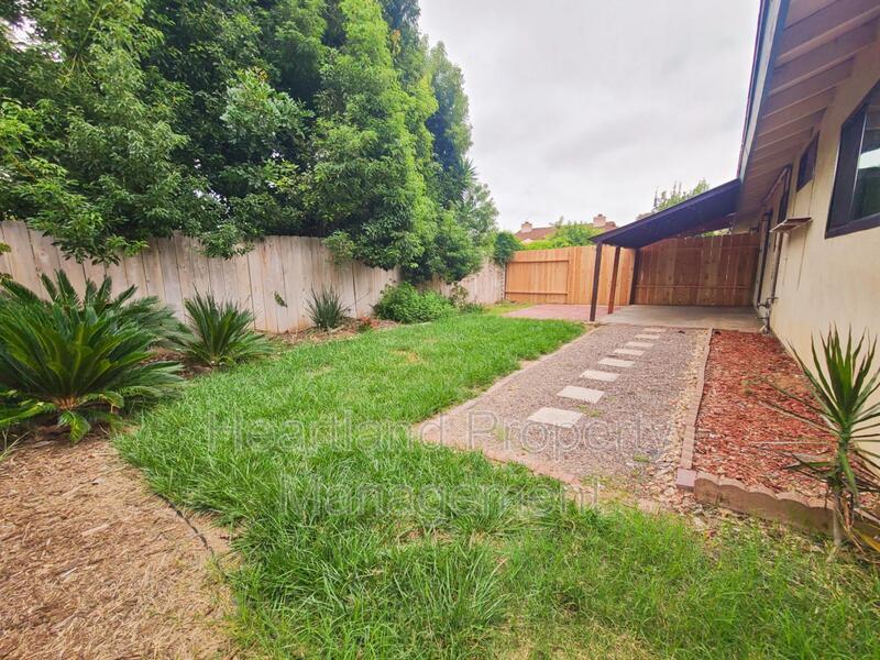 737 N Alda Dr, San Marcos, CA 92069 Condo for Rent in San Marcos, CA