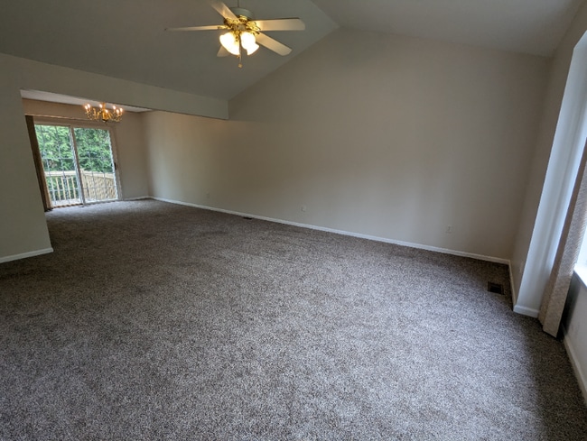 Building Photo - 20 Scottsdale Pl