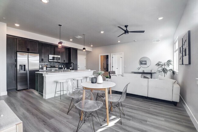 Foto del edificio - 1208 Quitman St