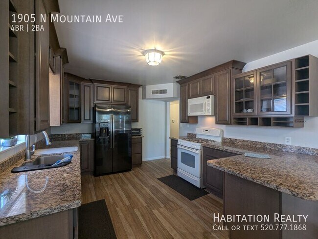 Foto del edificio - 1905 N Mountain Ave