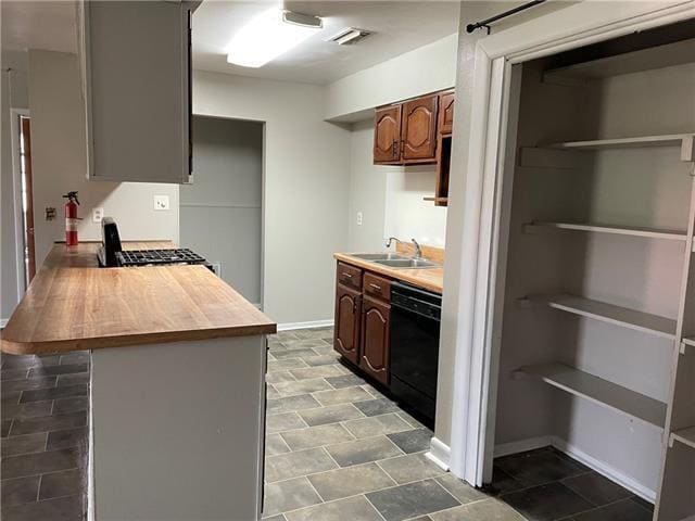 Foto del edificio - 5160 Highland Dr