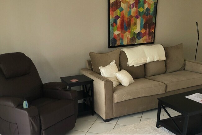 Foto del edificio - 28080 Cavendish Ct