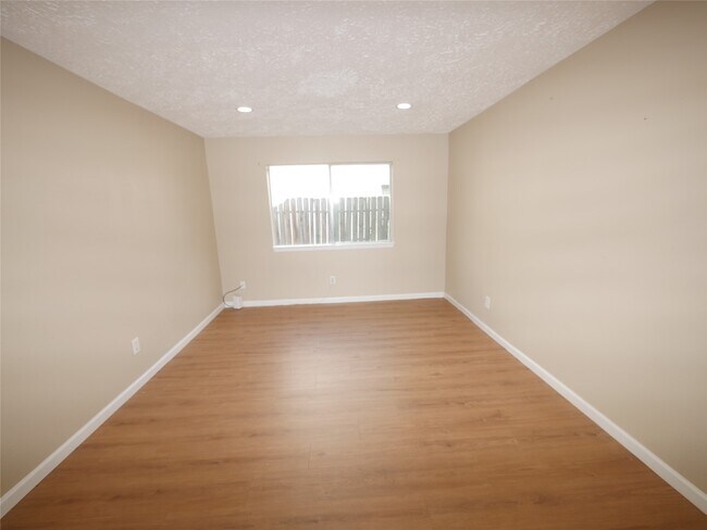 Building Photo - 6826 Addicks Clodine Rd