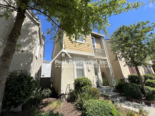Building Photo - A Wonderful 3bd/2.5ba Natomas Home with Ga...