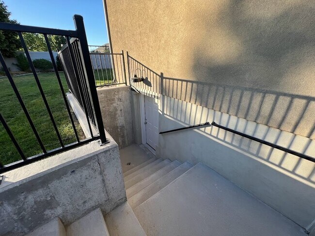 Foto del edificio - 4687 Silver Mountain Rd