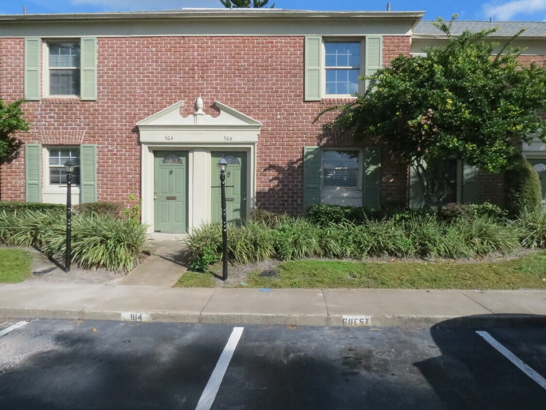 506 Dr, Casselberry, FL 32707 Townhouse for Rent in