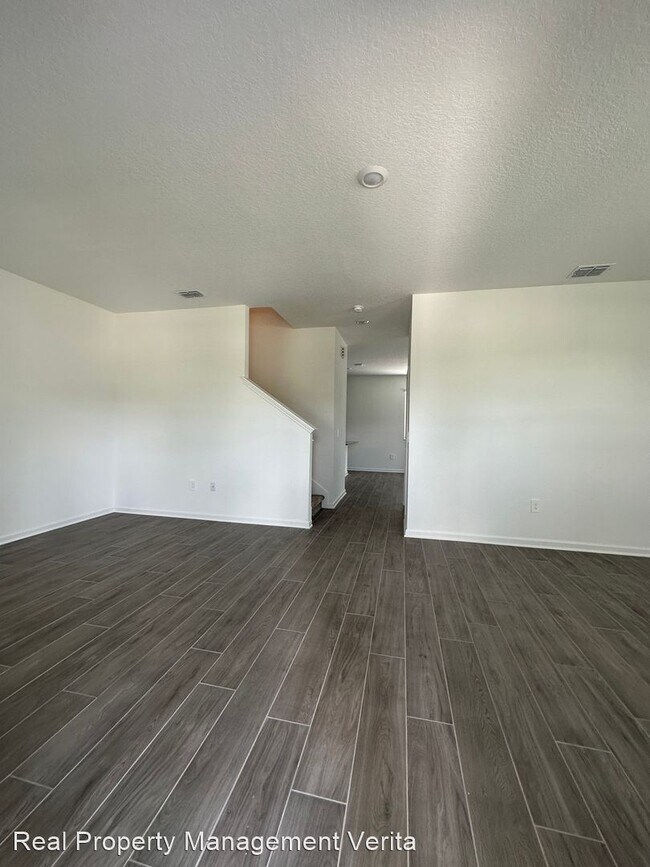 Building Photo - 3 br, 2.5 bath House - 10500 Tribute Drive
