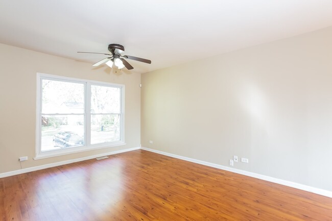Building Photo - 16839 91st Ave