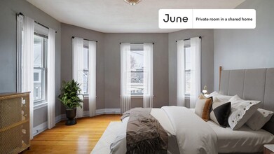 Building Photo - Room in Shared 5 bed/1 bath home