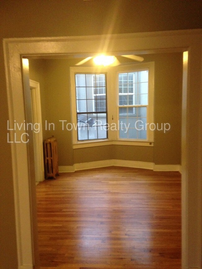 Foto del edificio - 121 8th St NE