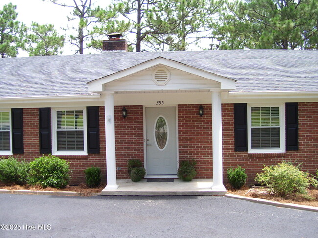 Building Photo - 355 Newton Dr
