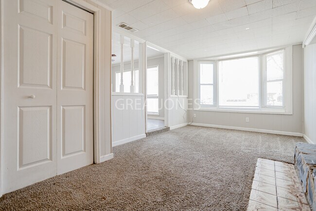 Foto del edificio - Charming 3 Bedroom in Columbus!