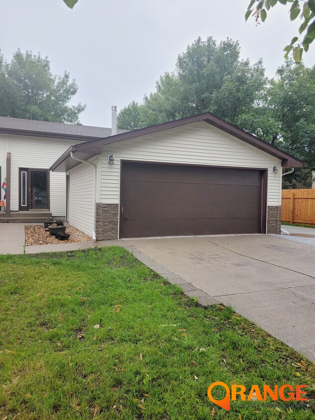 3016 18th St S, Fargo, ND 58103 House Rental in Fargo, ND