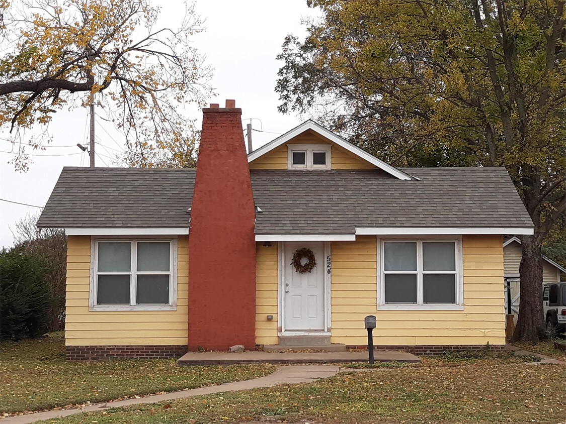Primary Photo - 524 S Blakely St