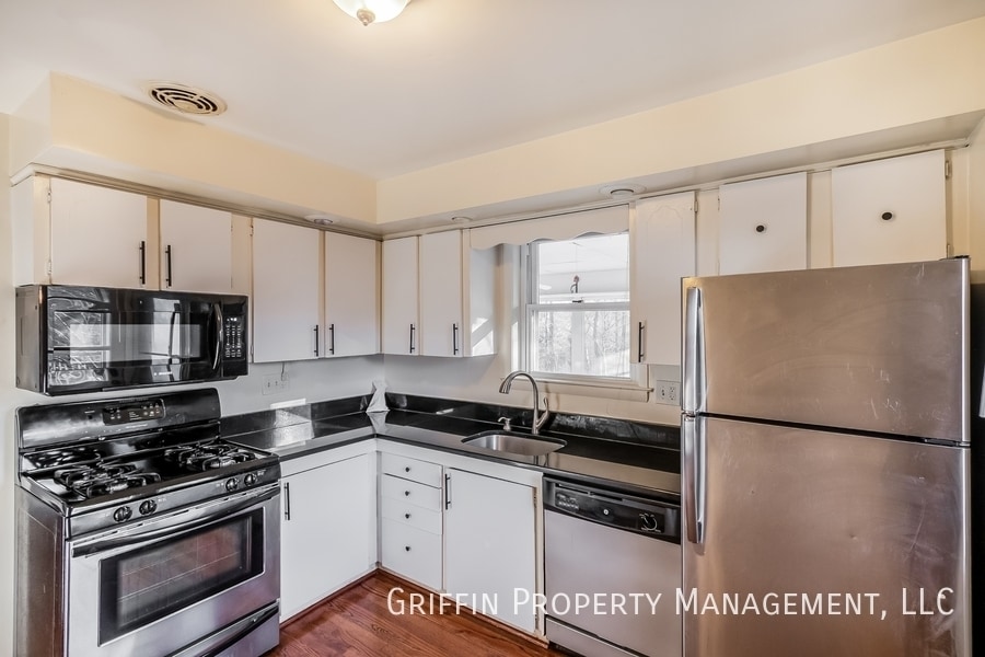 Foto principal - 5405 San Juan Dr