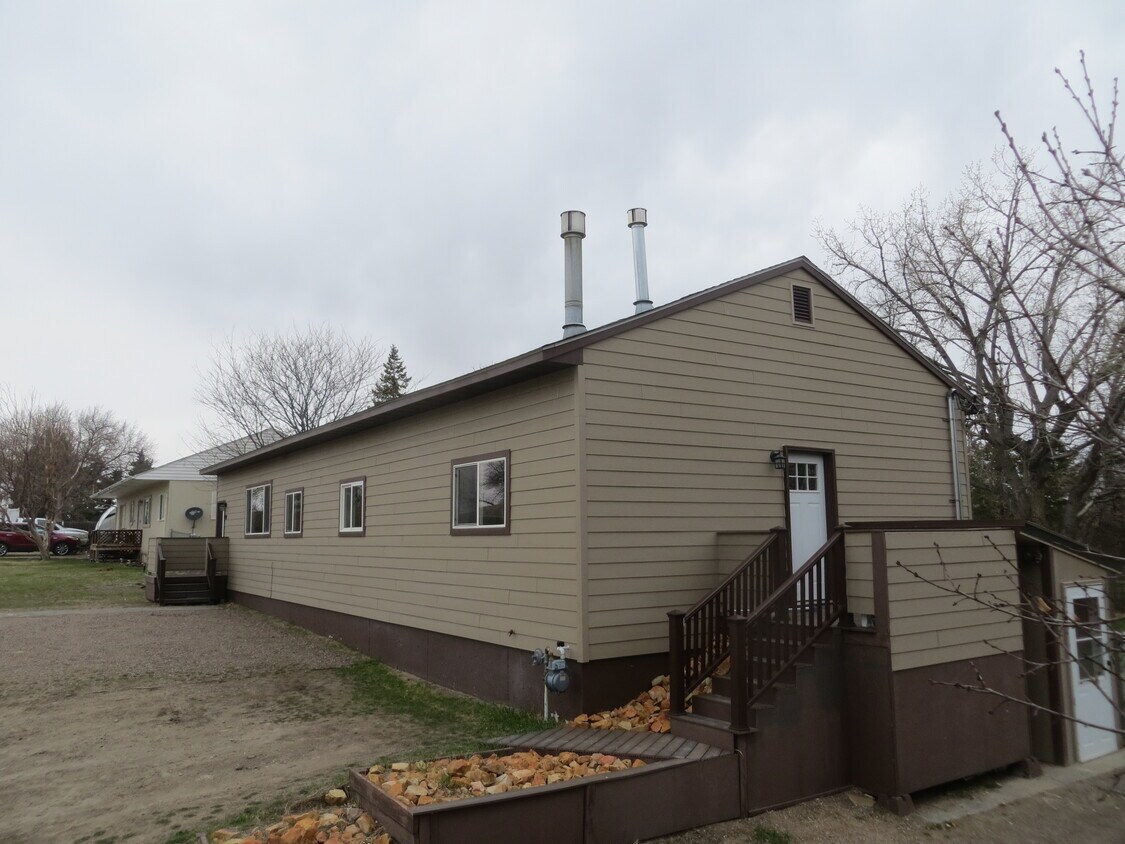 Foto principal - 921 4th St SW