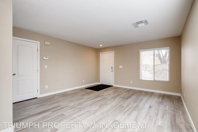 Foto del edificio - 3 br, 2.5 bath House - 729 La Tosca St.