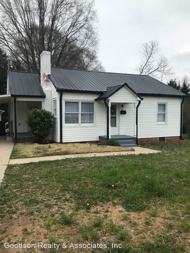 Primary Photo - 2 br, 1 bath House - 109 Sussex Avenue