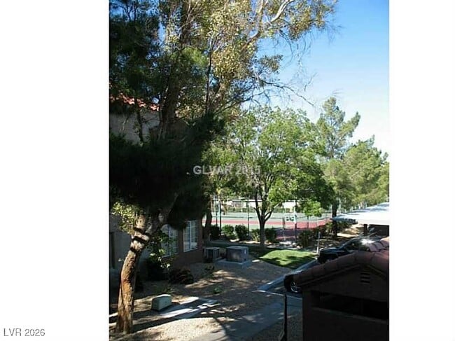 Foto del edificio - 2200 S Fort Apache Rd