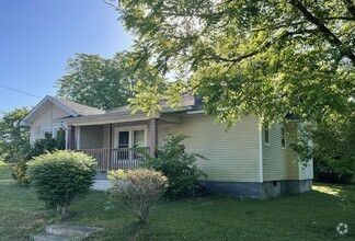 Building Photo - 3734 Seminary St