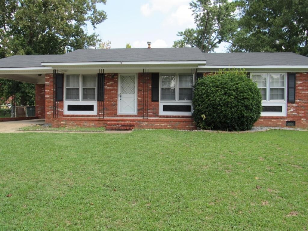 Primary Photo - 2131 Quailridge Dr