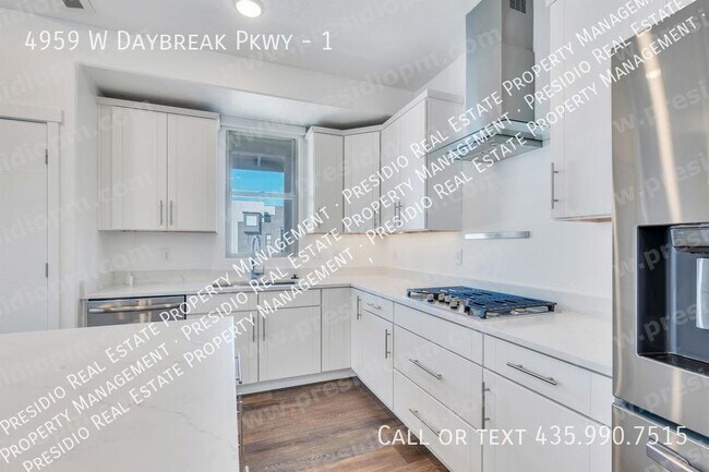 Building Photo - 4959 W Daybreak Pkwy