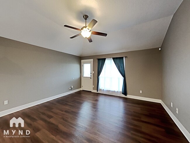 Building Photo - 7842 Sterling Manor