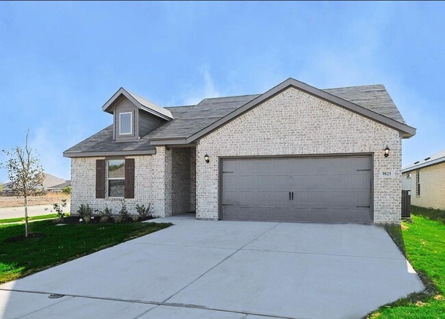Foto del edificio - Charming 3BR House in Crowley
