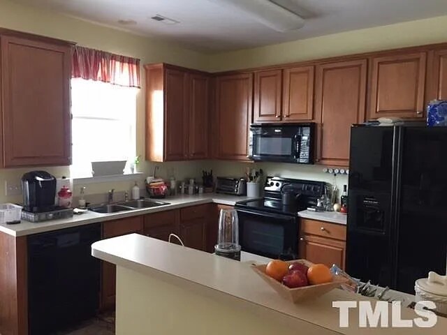 Foto del edificio - 109 Tylerway Ln