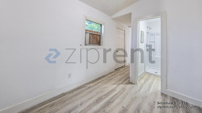 Foto del edificio - 146 Fairview Ave