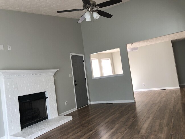 Building Photo - 1020 Gatesville Dr
