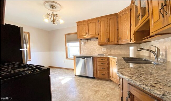 Building Photo - 3 br, 2 bath House - 3820 Williams St