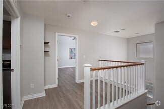 Building Photo - 4728 Killington St