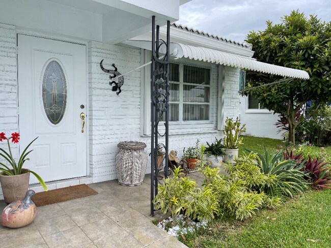 Foto del edificio - 8602 NW 59th St