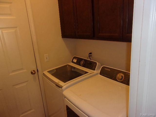 Foto del edificio - 3447 Grove Ln