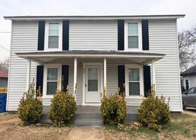 Foto del edificio - 227 Lewis St